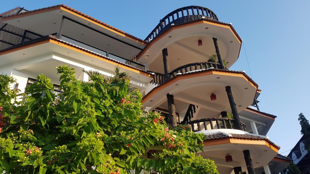 La Capannina Hotel Patong 外观 照片